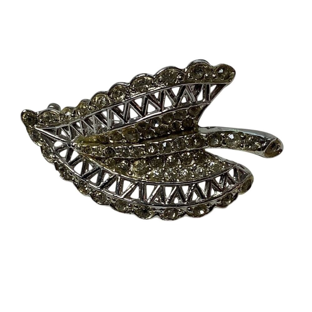 Silver Tone Rhinestone Leaf Brooch Open Work Statement Pin Vintage A1-41